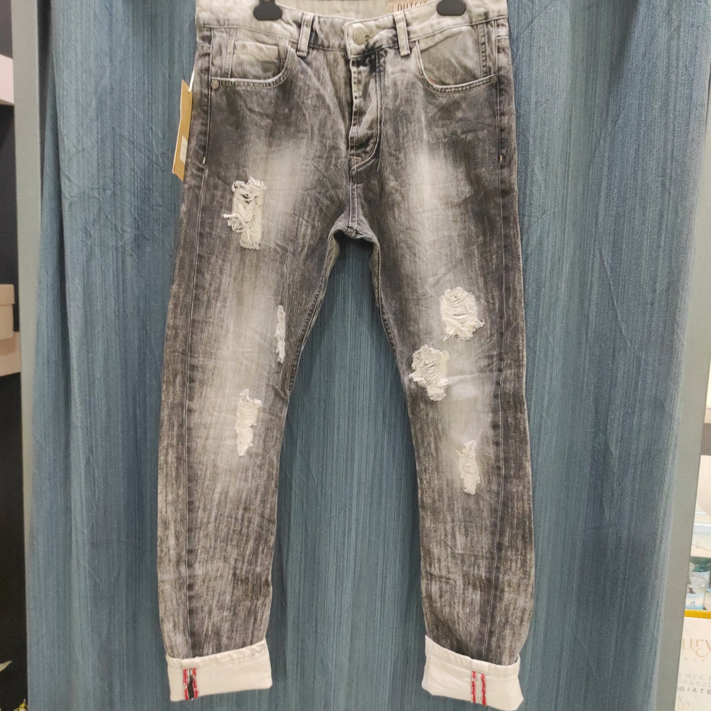 Jeans uomo grigio vintage Outfit